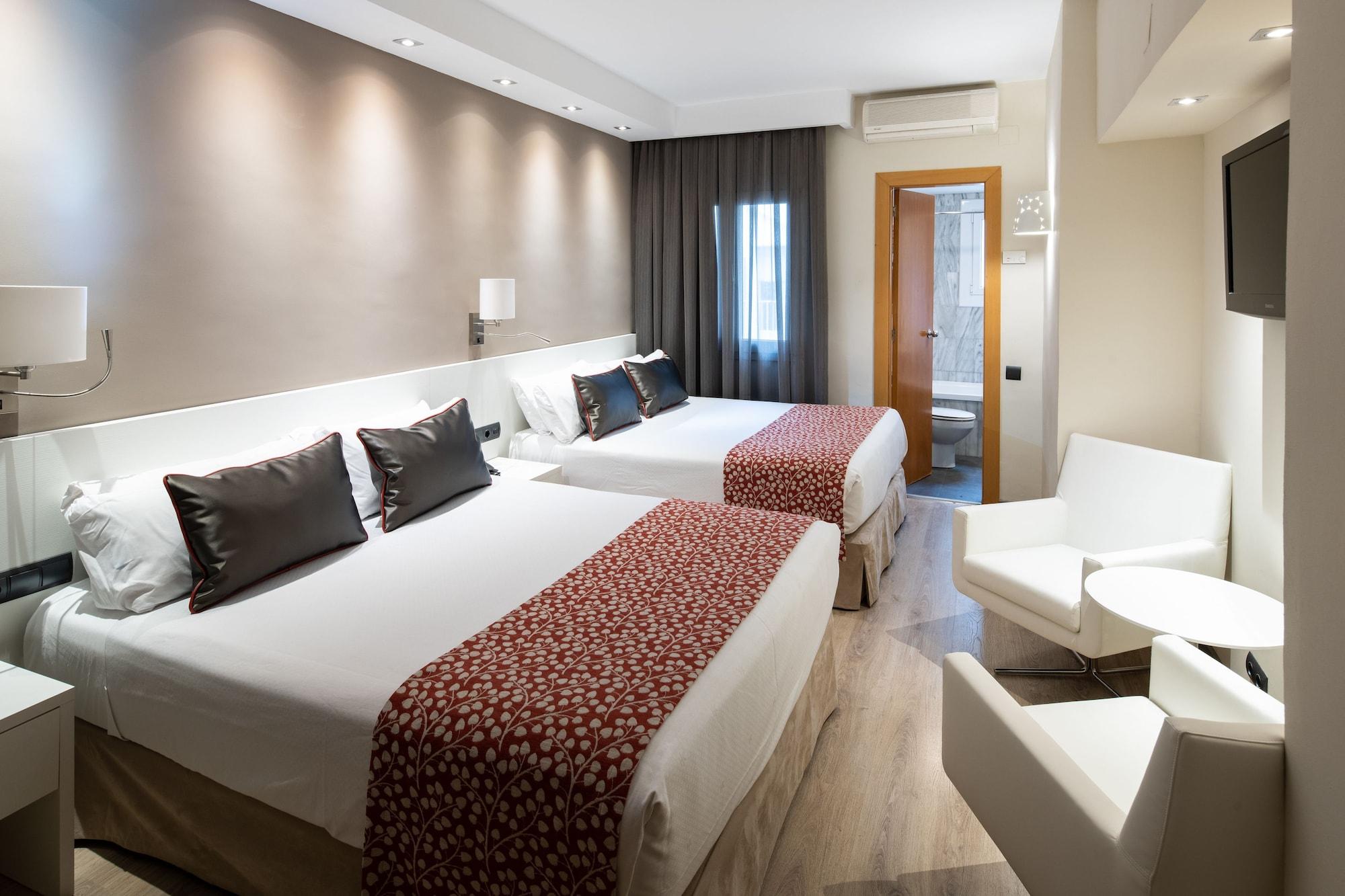 Catalonia Castellnou Hotel Barcelona Eksteriør billede