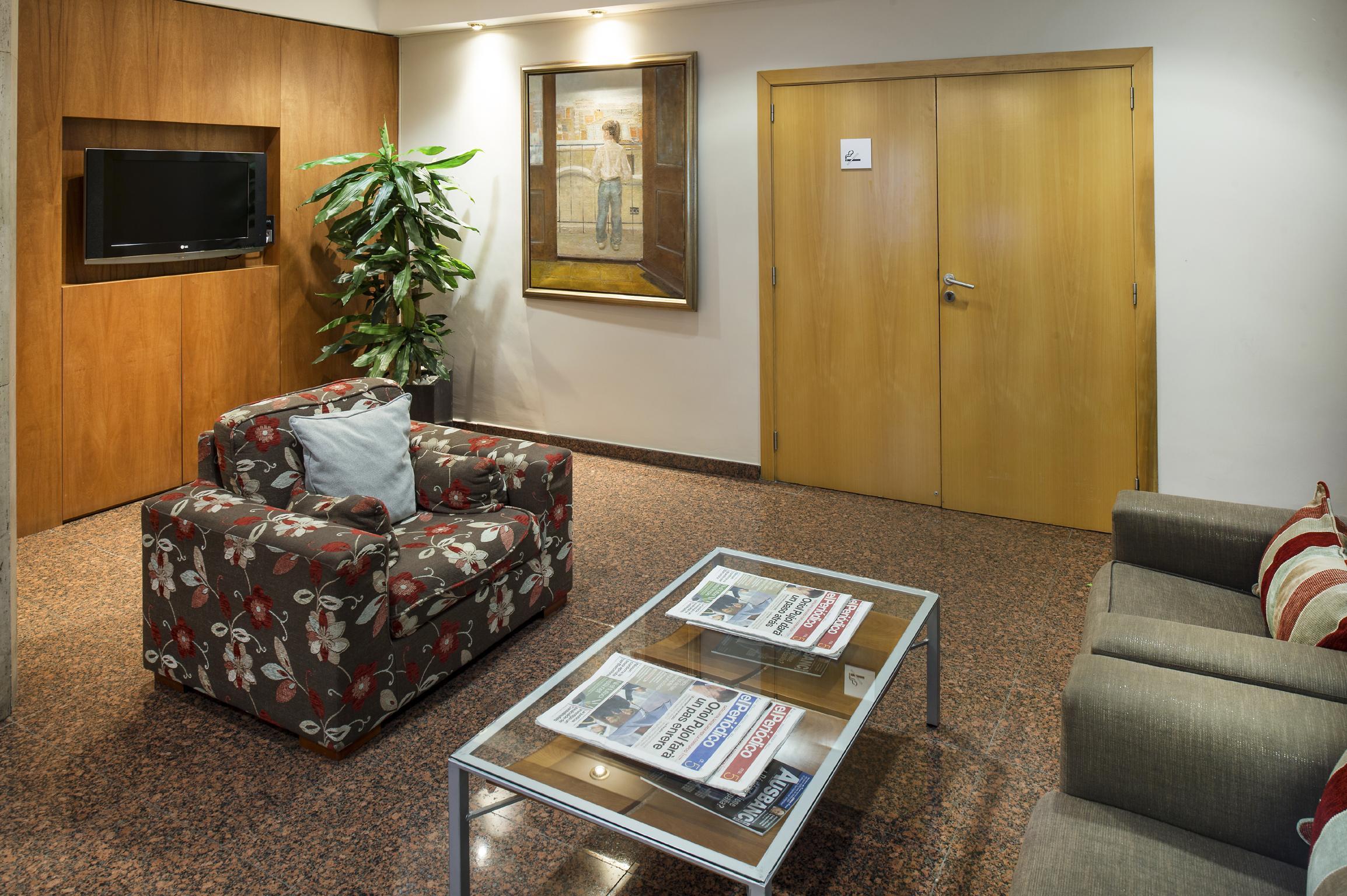 Catalonia Castellnou Hotel Barcelona Eksteriør billede