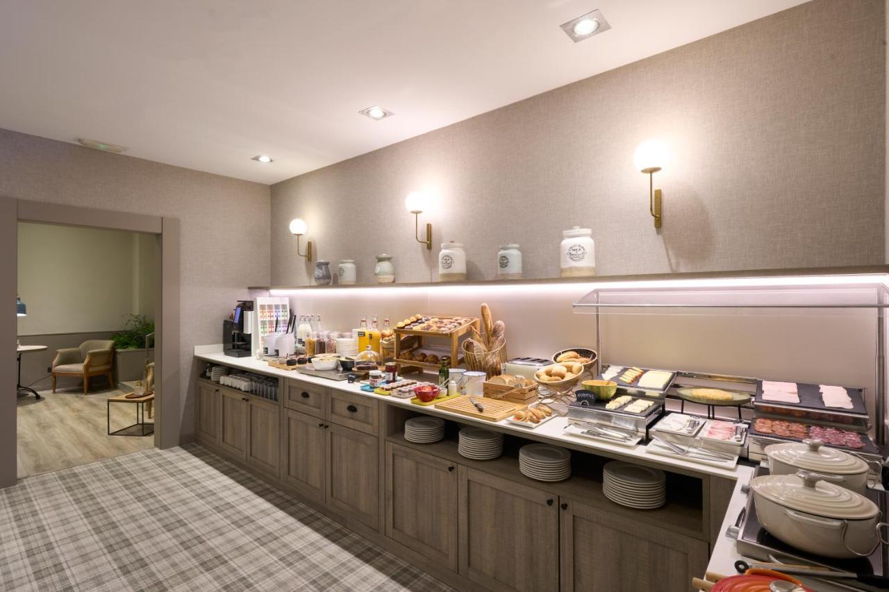 Catalonia Castellnou Hotel Barcelona Eksteriør billede