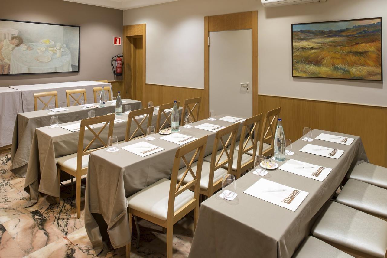 Catalonia Castellnou Hotel Barcelona Eksteriør billede